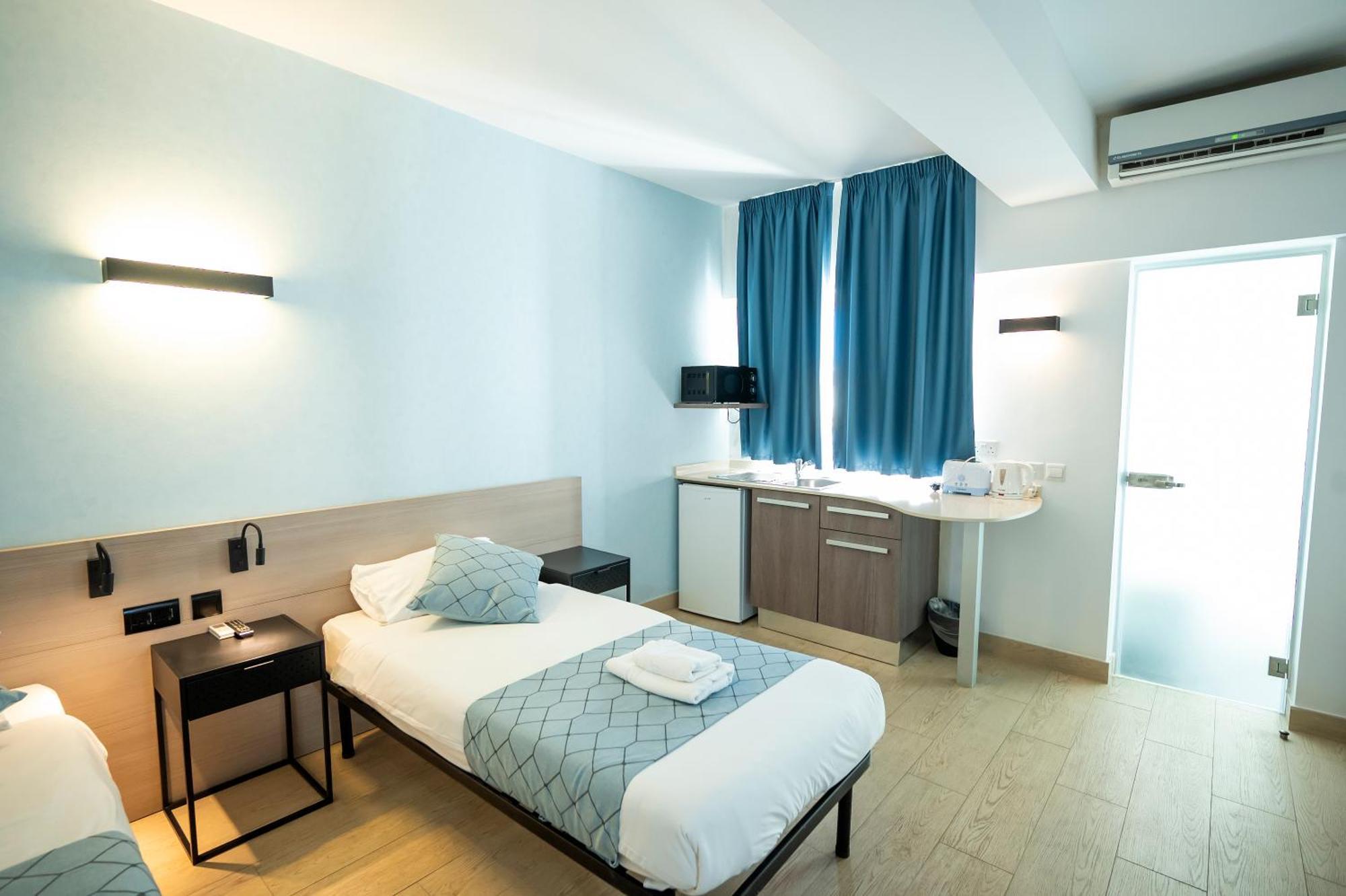 Day'S Inn Hotel And Residence Sliema Buitenkant foto