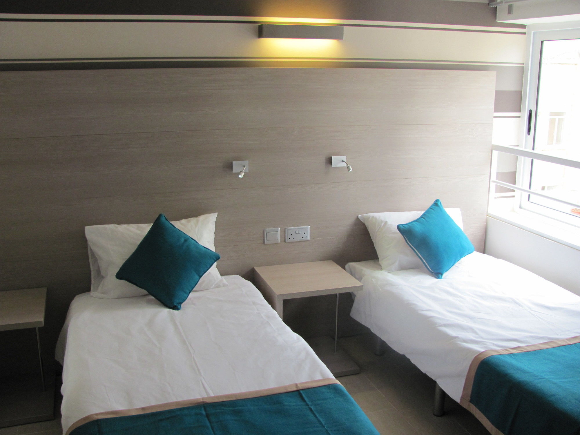 Day'S Inn Hotel And Residence Sliema Buitenkant foto